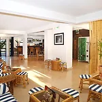 Center By Umbral מלון