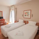 מלון Center By Umbral 2*