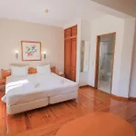 Center By Umbral מלון 2*