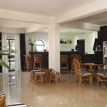 מלון Center