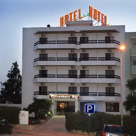 מלון Center