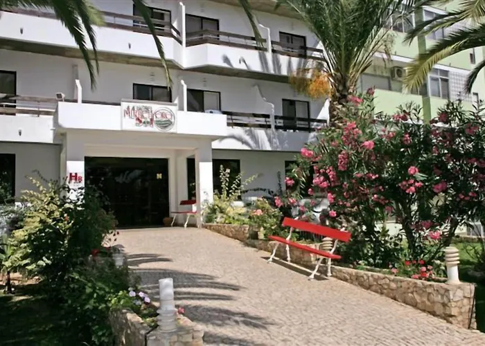 Hotel Center By Umbral 2*