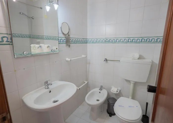 Hotel Center By Umbral 2*