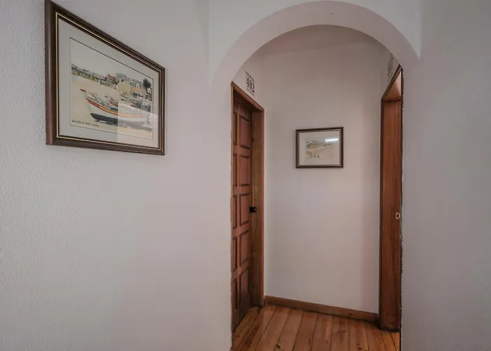 Hotel Center By Umbral 2*