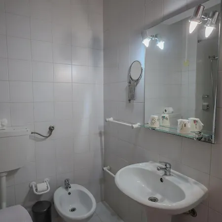 Hotel Center By Umbral