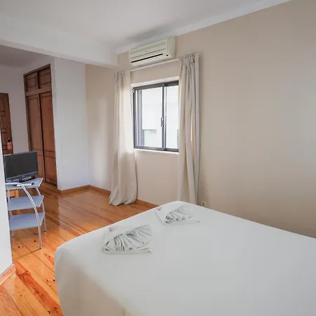 Center By Umbral 2* Portimão