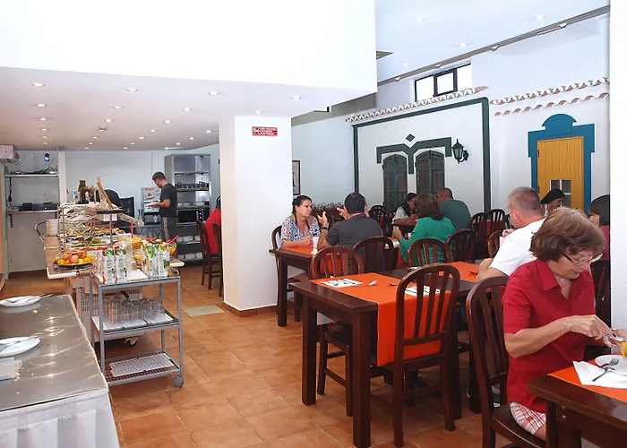 Hotel Center By Umbral 2*